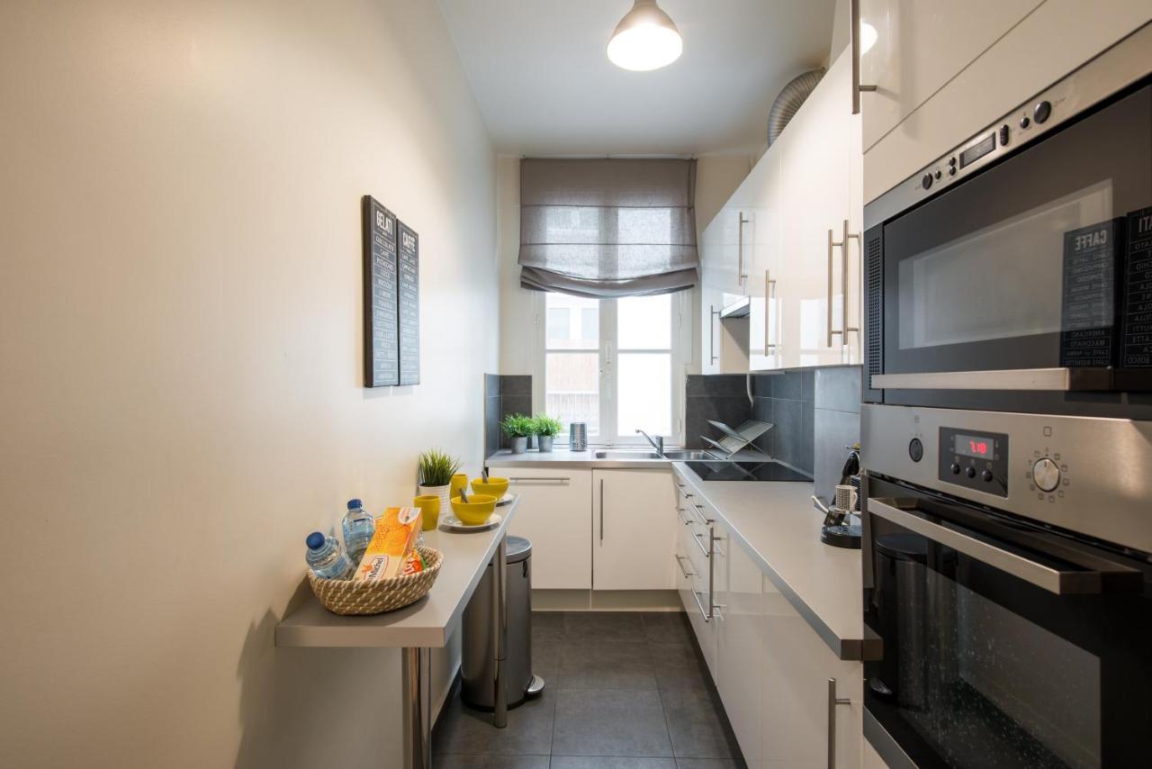 2 Bedroom Appartement Near Tour Eiffel & Trocadero Paris Luaran gambar